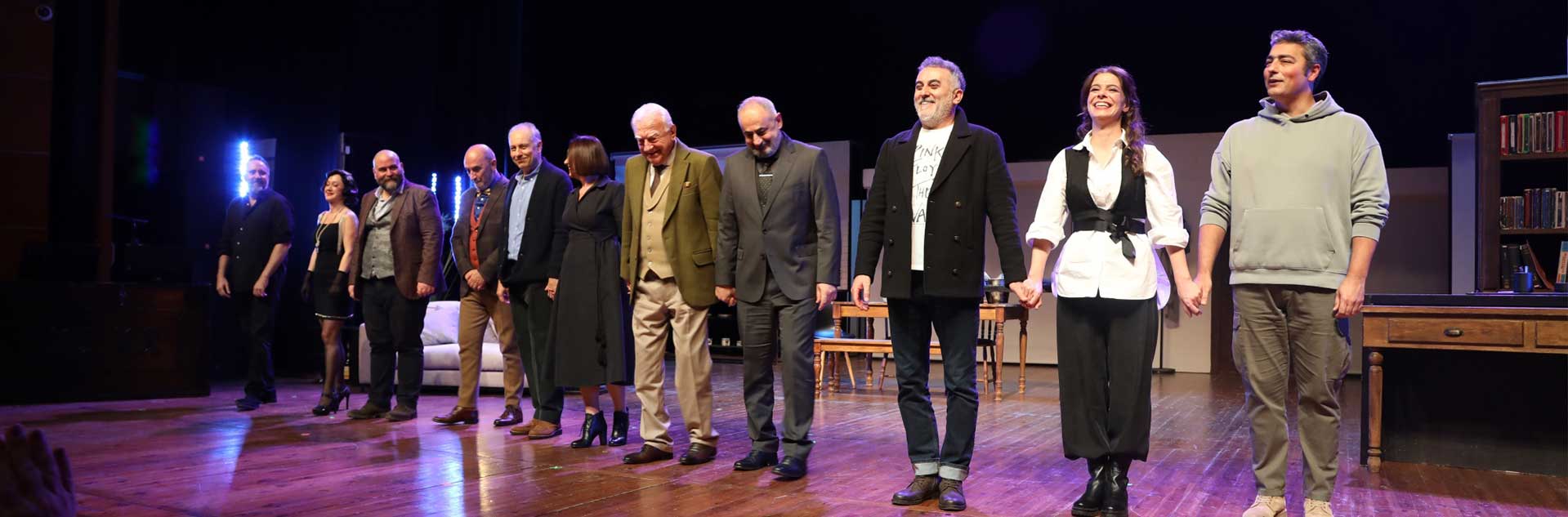 “BİR HALK DÜŞMANI” 100. OYUNUYLA TUZLA’DA SEYİRCİYLE BULUŞTU