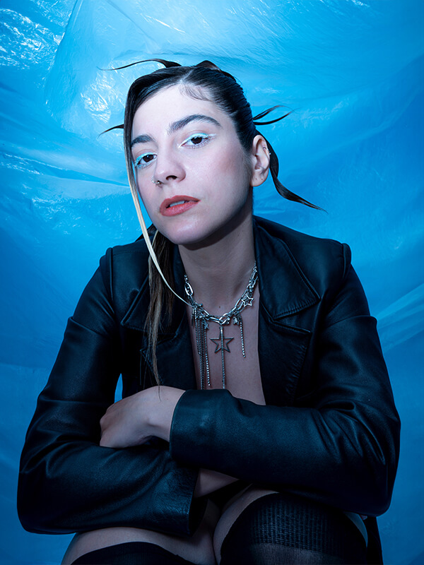 Elif Kozan - Avludaki Sesler