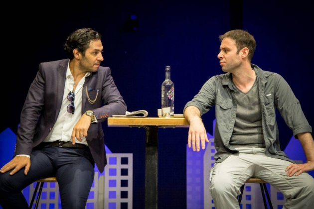 Bütün Çılgınlar Sever Beni