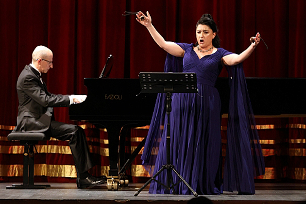 Pervin Chakar Konzert